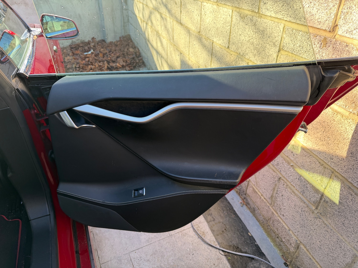 Used Tesla Model S 2018 for sale - 77113423: Photo 17