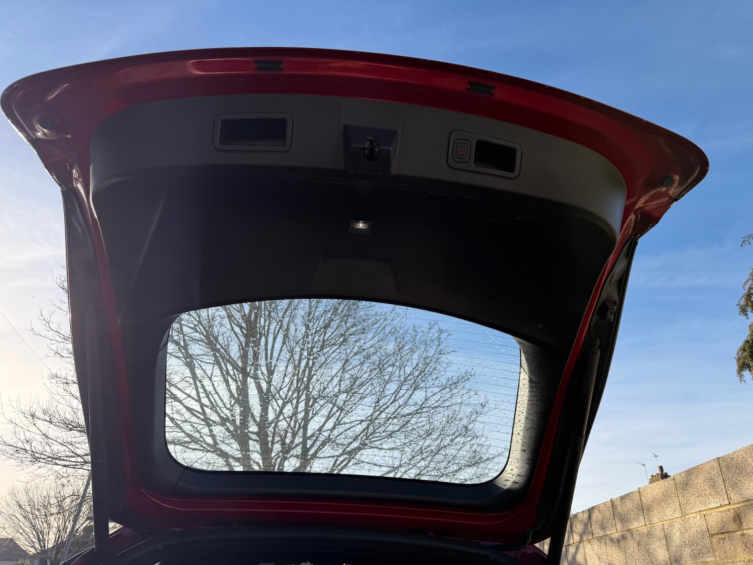 Used Tesla Model S 2018 for sale - 77113423: Photo 22