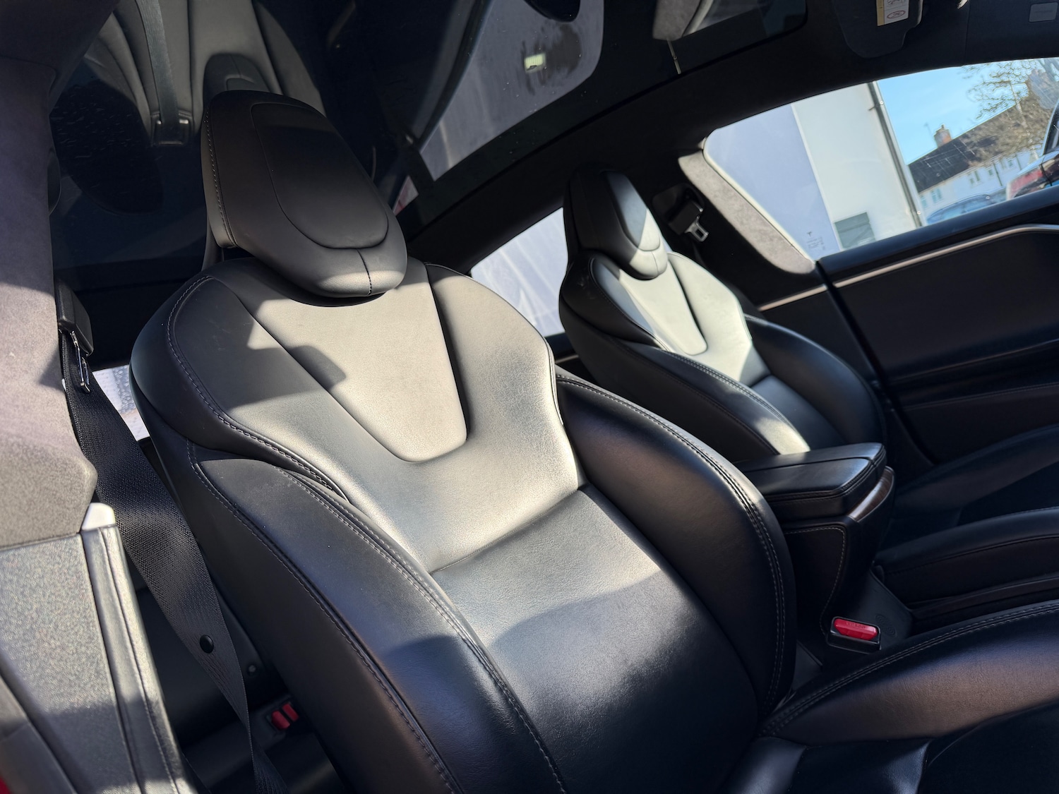 Used Tesla Model S 2018 for sale - 77113423: Photo 7