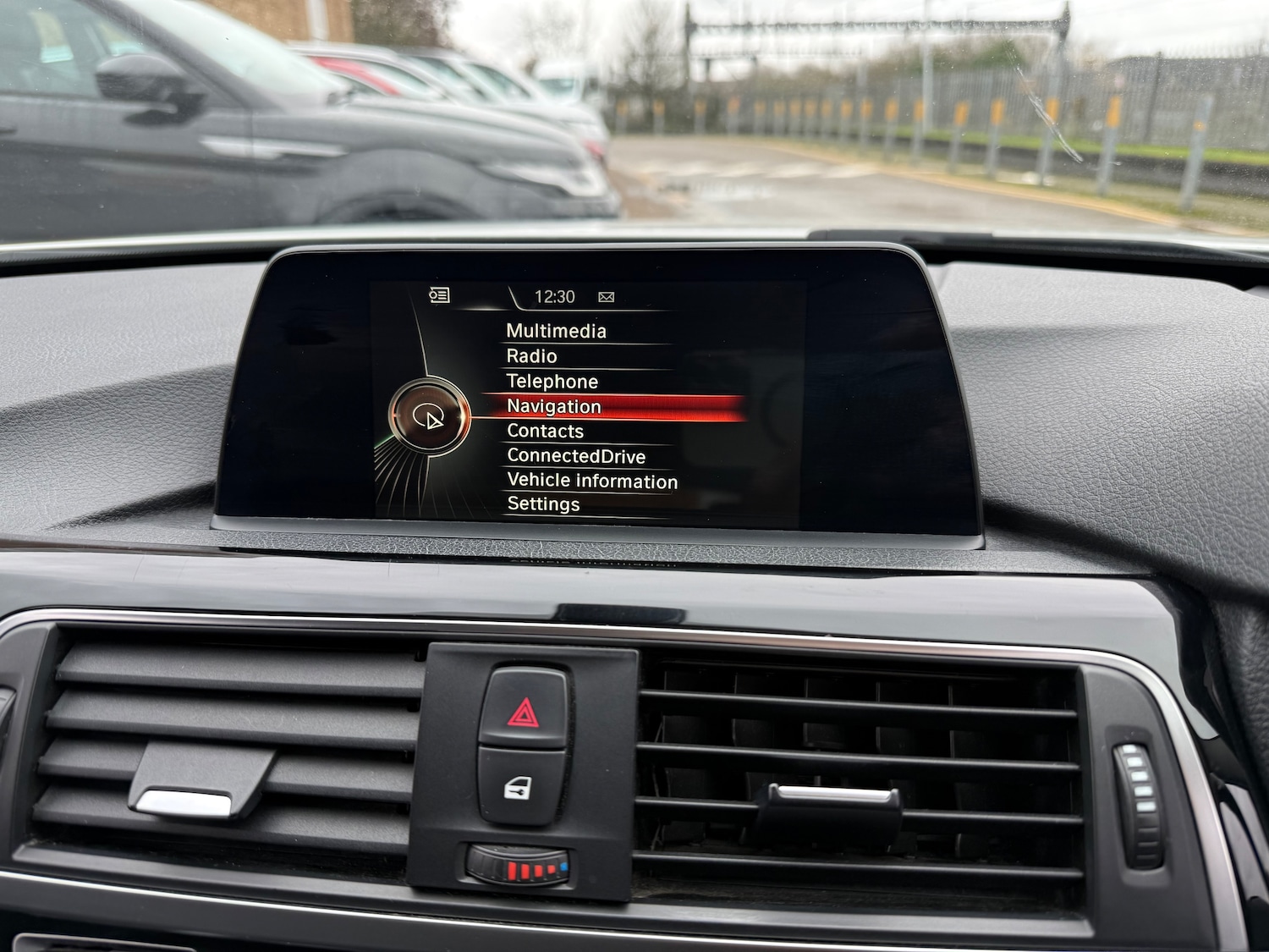 Used BMW 3 Series 2017 for sale - 76362288: Photo 21