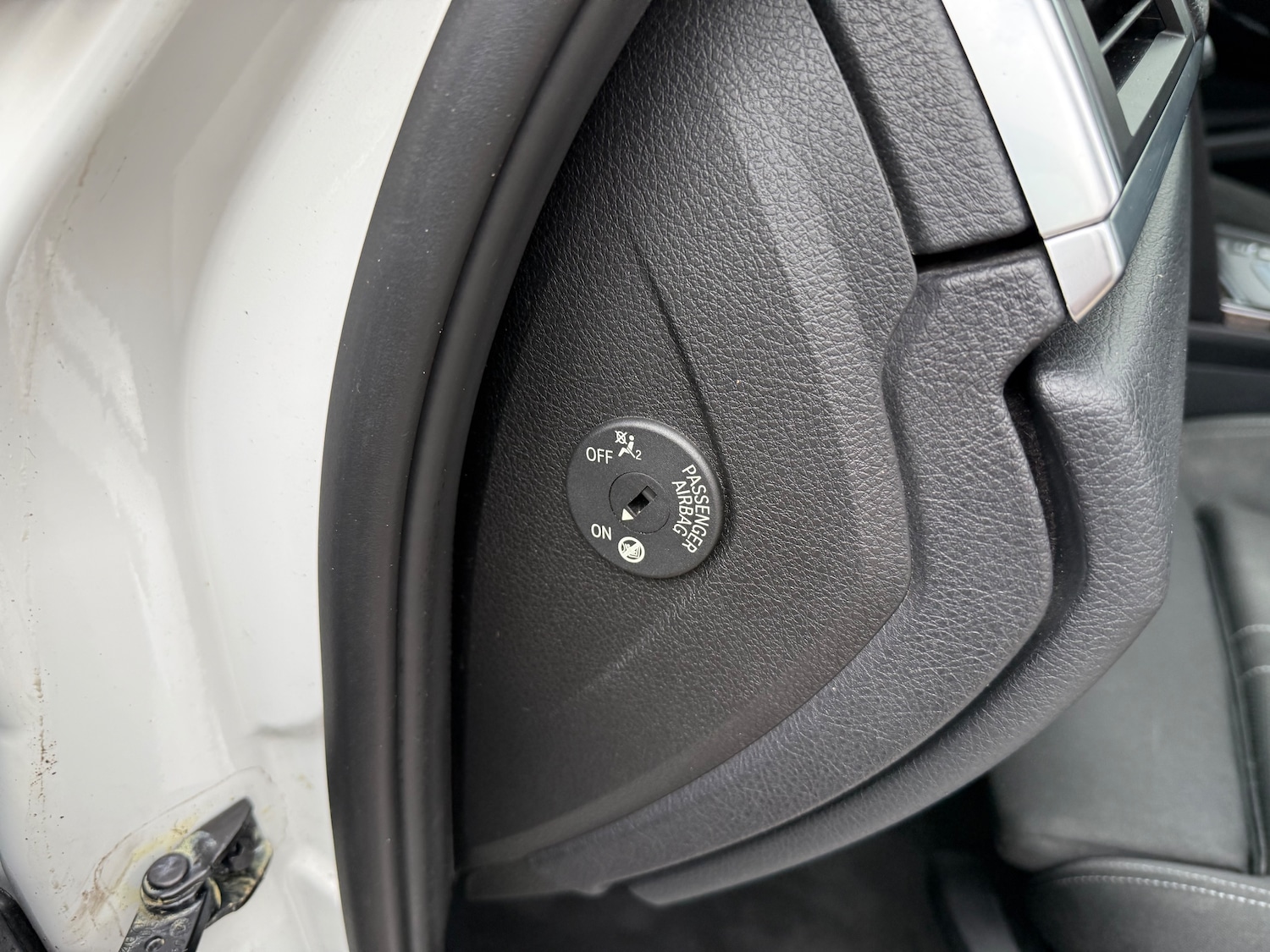 Used BMW 3 Series 2017 for sale - 76362288: Photo 36