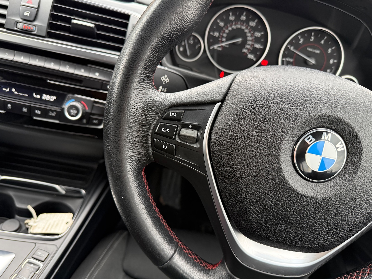 Used BMW 3 Series 2017 for sale - 76362288: Photo 63