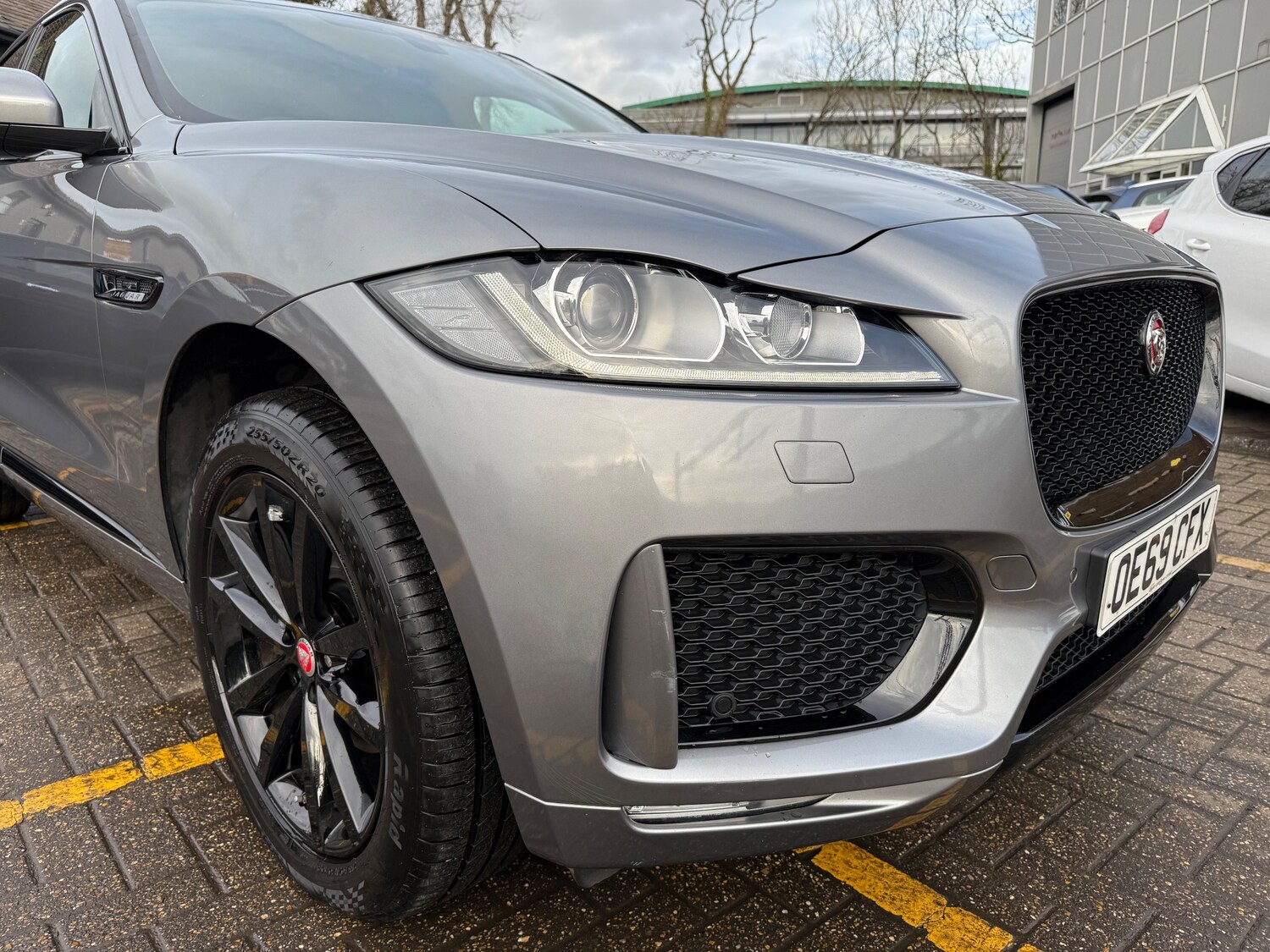 Used Jaguar F-Pace 2019 for sale - 76842326: Photo 13