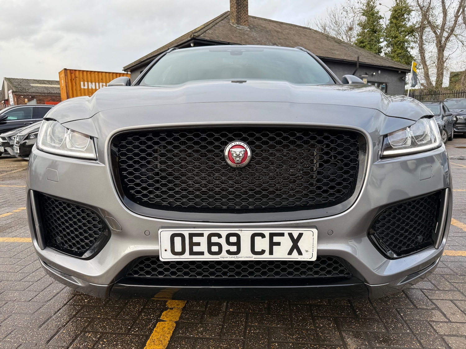 Used Jaguar F-Pace 2019 for sale - 76842326: Photo 14