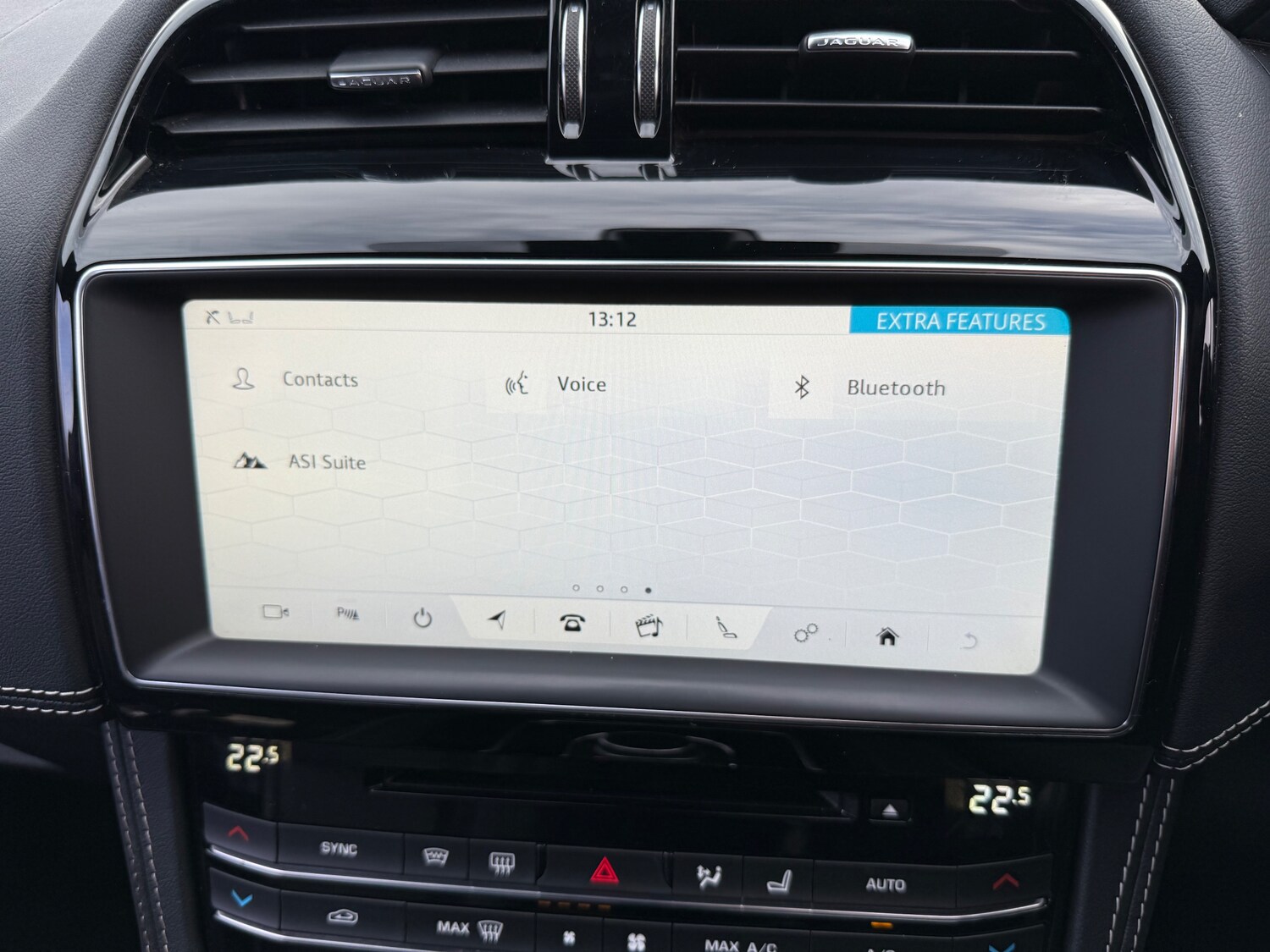 Used Jaguar F-Pace 2019 for sale - 76842326: Photo 35