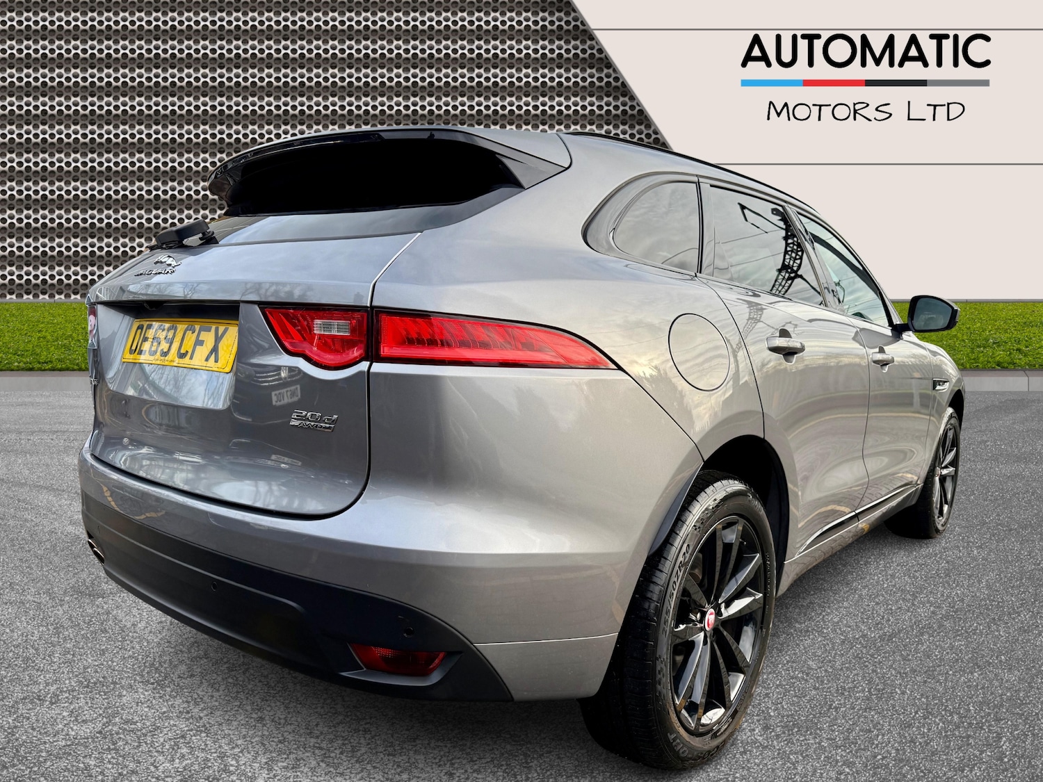 Used Jaguar F-Pace 2019 for sale - 76842326: Photo 5