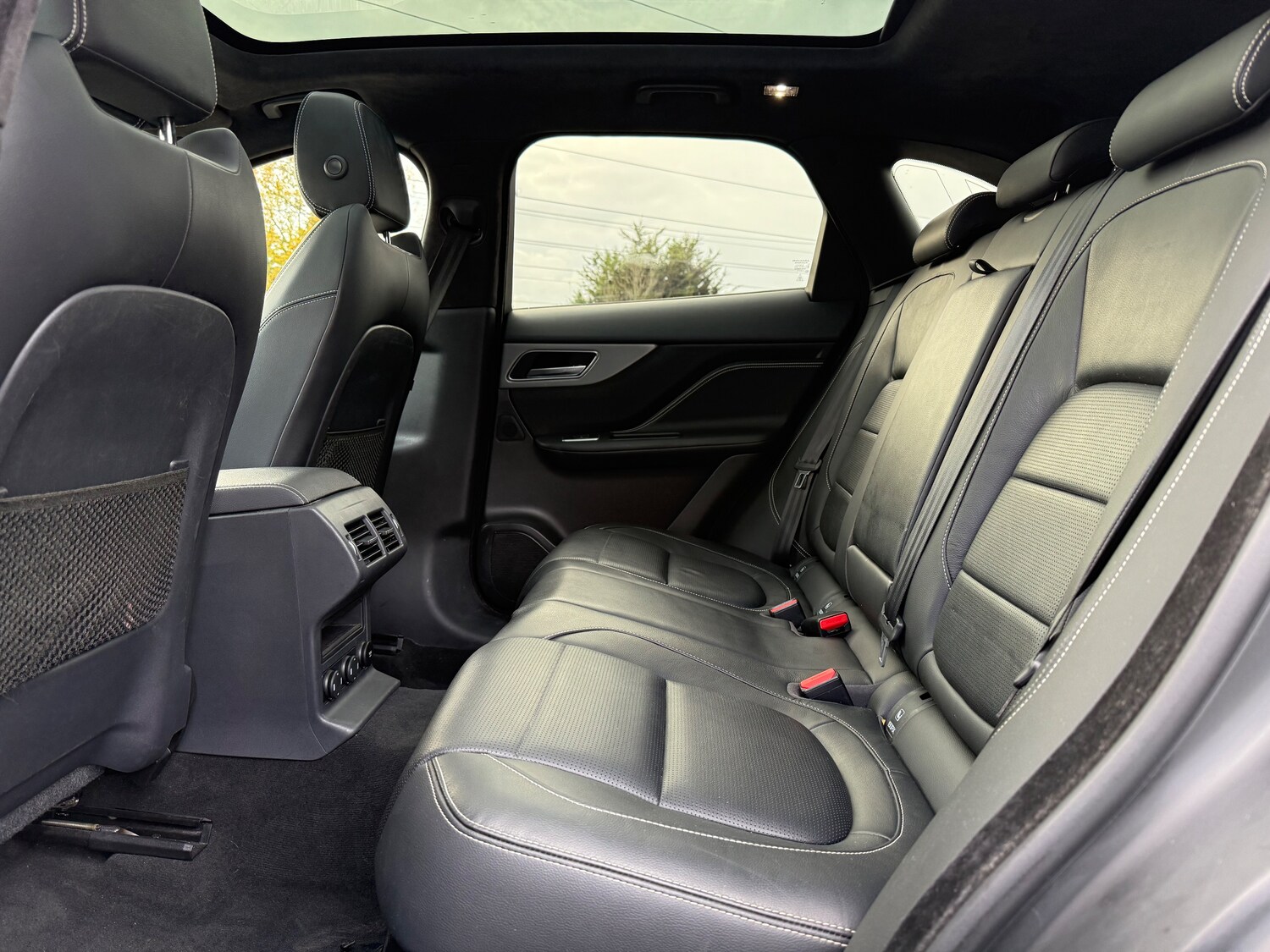 Used Jaguar F-Pace 2019 for sale - 76842326: Photo 53