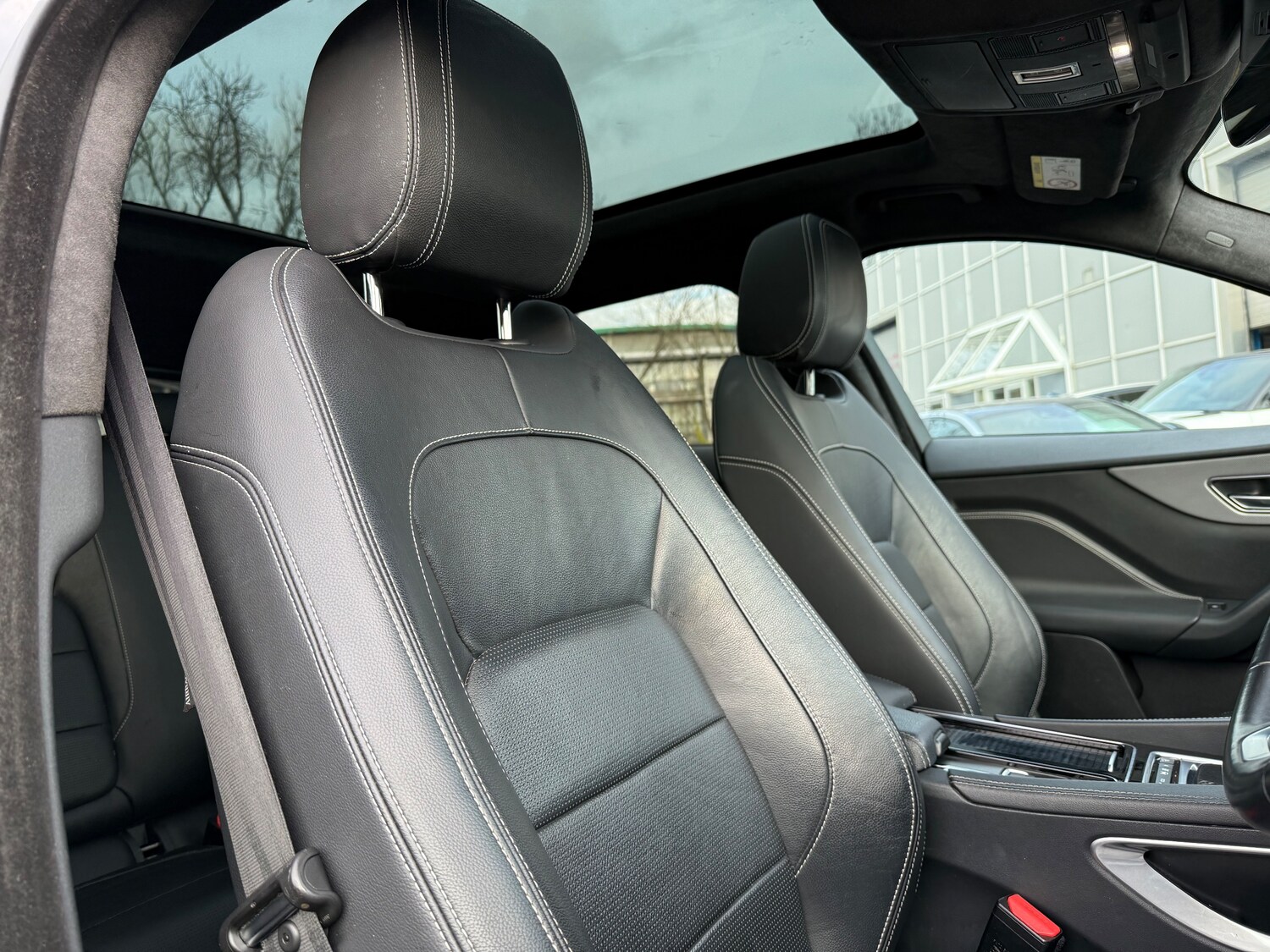 Used Jaguar F-Pace 2019 for sale - 76842326: Photo 69