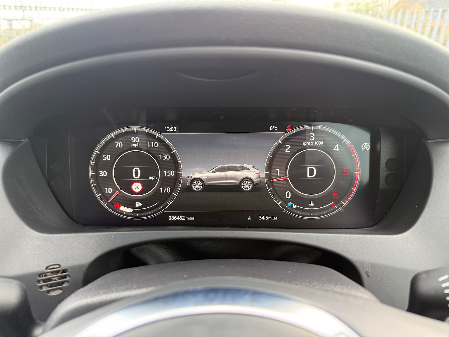 Used Jaguar F-Pace 2019 for sale - 76842326: Photo 9