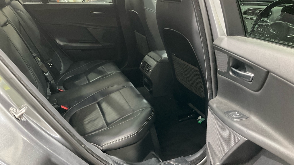 Used Jaguar XE 2017 for sale - 76474872: Photo 10