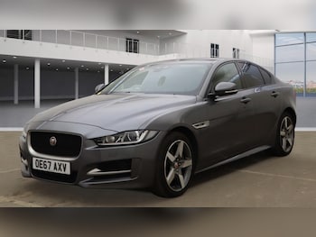 Used Jaguar XE 2017 for sale - 76474872: Photo