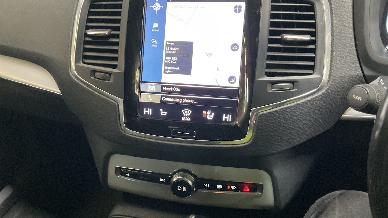 Used Volvo XC90 2015 for sale - 78056017: Photo 4