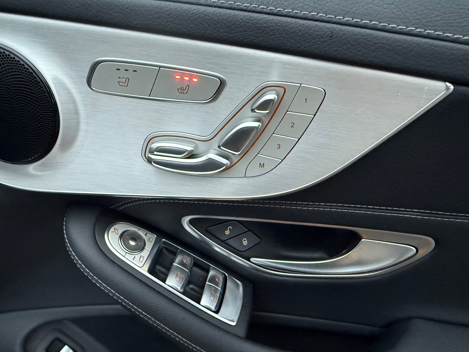 Used Mercedes-Benz C Class 2020 for sale - 76609401: Photo 69