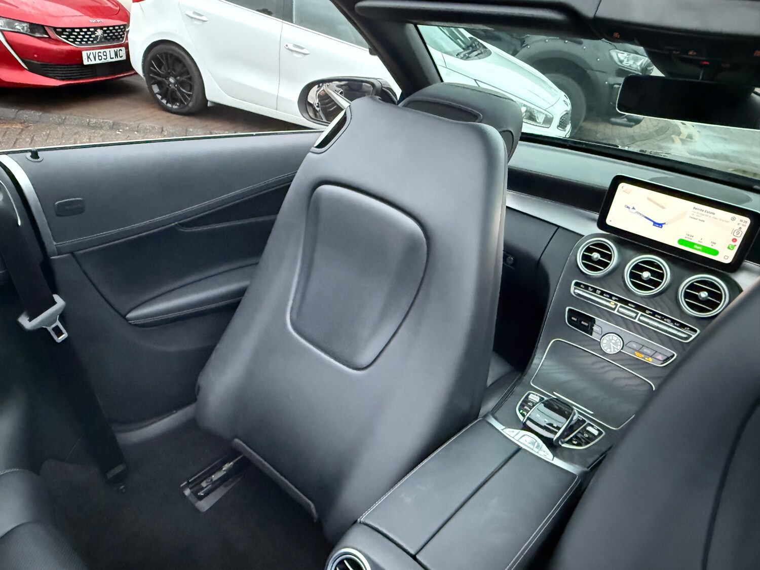 Used Mercedes-Benz C Class 2020 for sale - 76609401: Photo 76