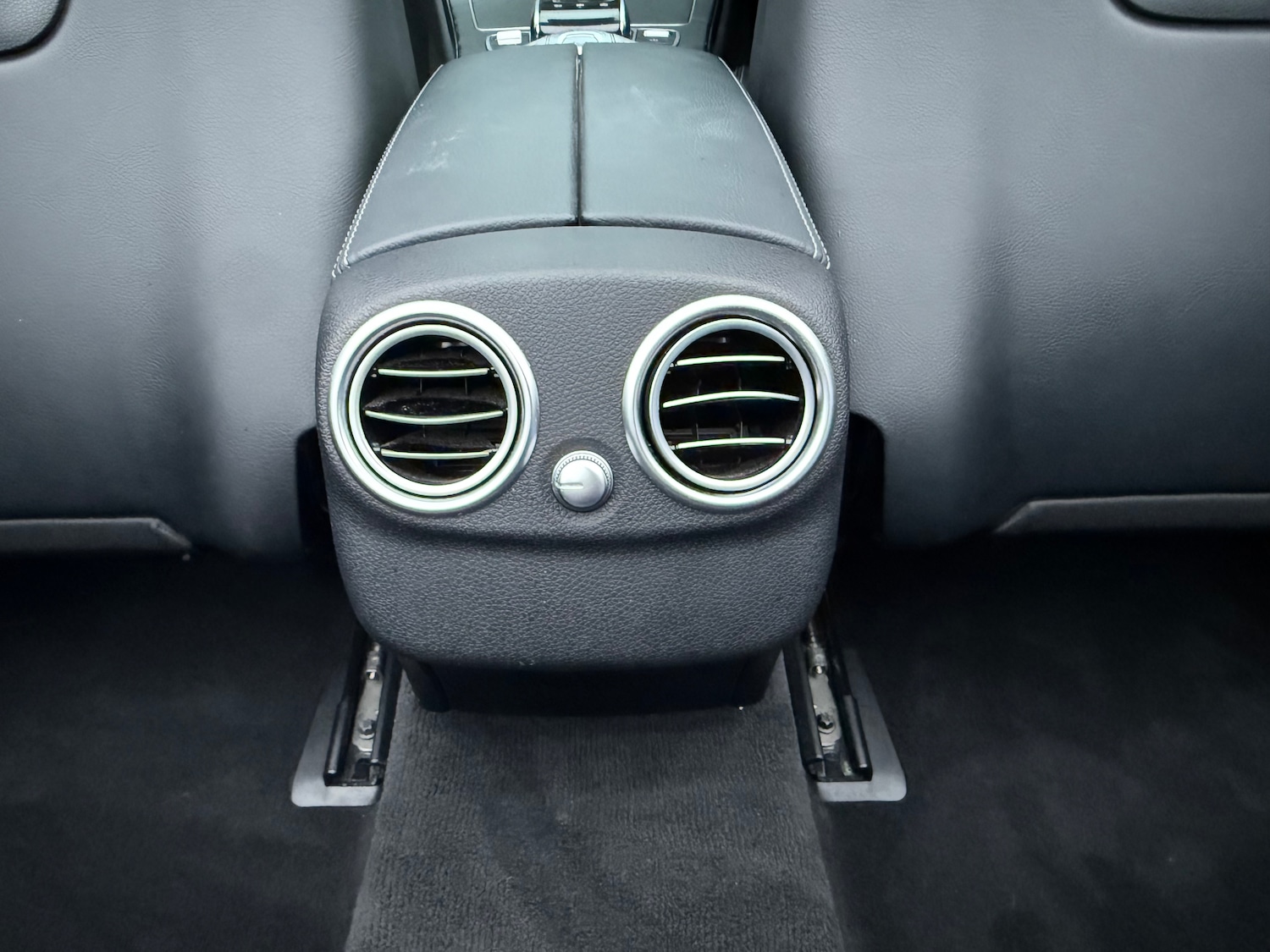 Used Mercedes-Benz C Class 2020 for sale - 76609401: Photo 77