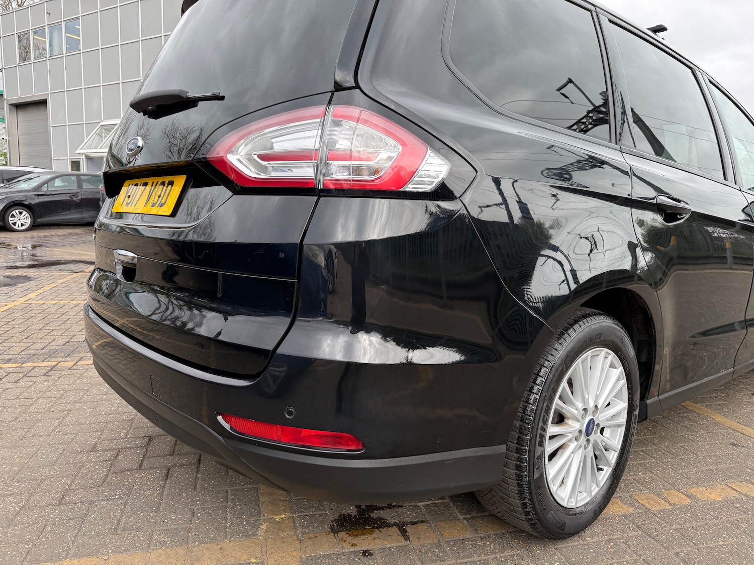 Used Ford Galaxy 2017 for sale - 77635529: Photo 21