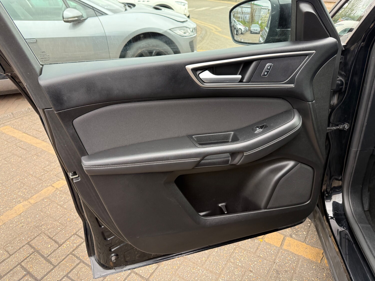 Used Ford Galaxy 2017 for sale - 77635529: Photo 33