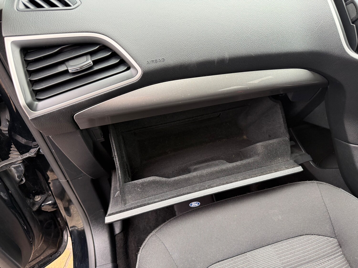 Used Ford Galaxy 2017 for sale - 77635529: Photo 37