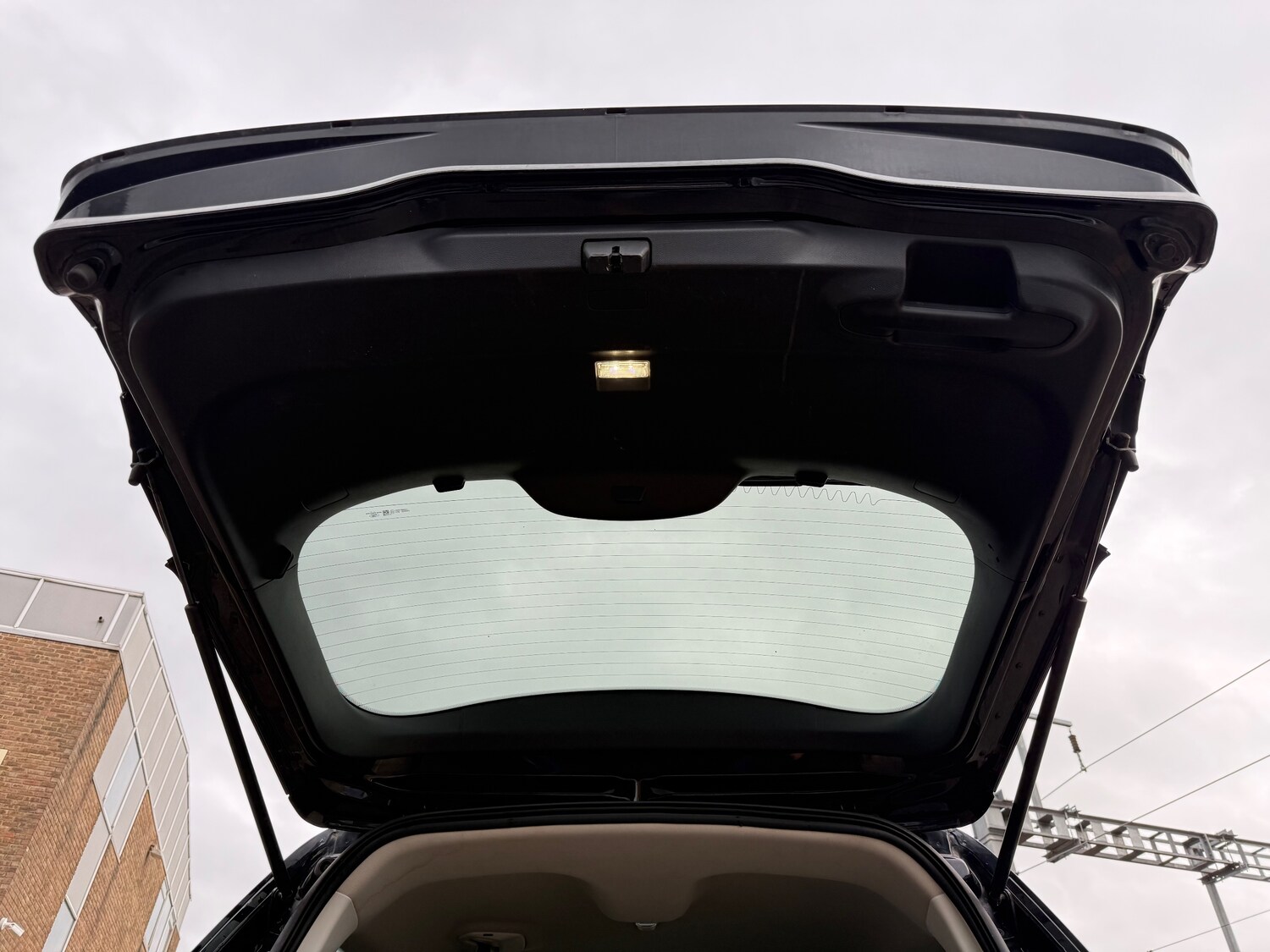 Used Ford Galaxy 2017 for sale - 77635529: Photo 47