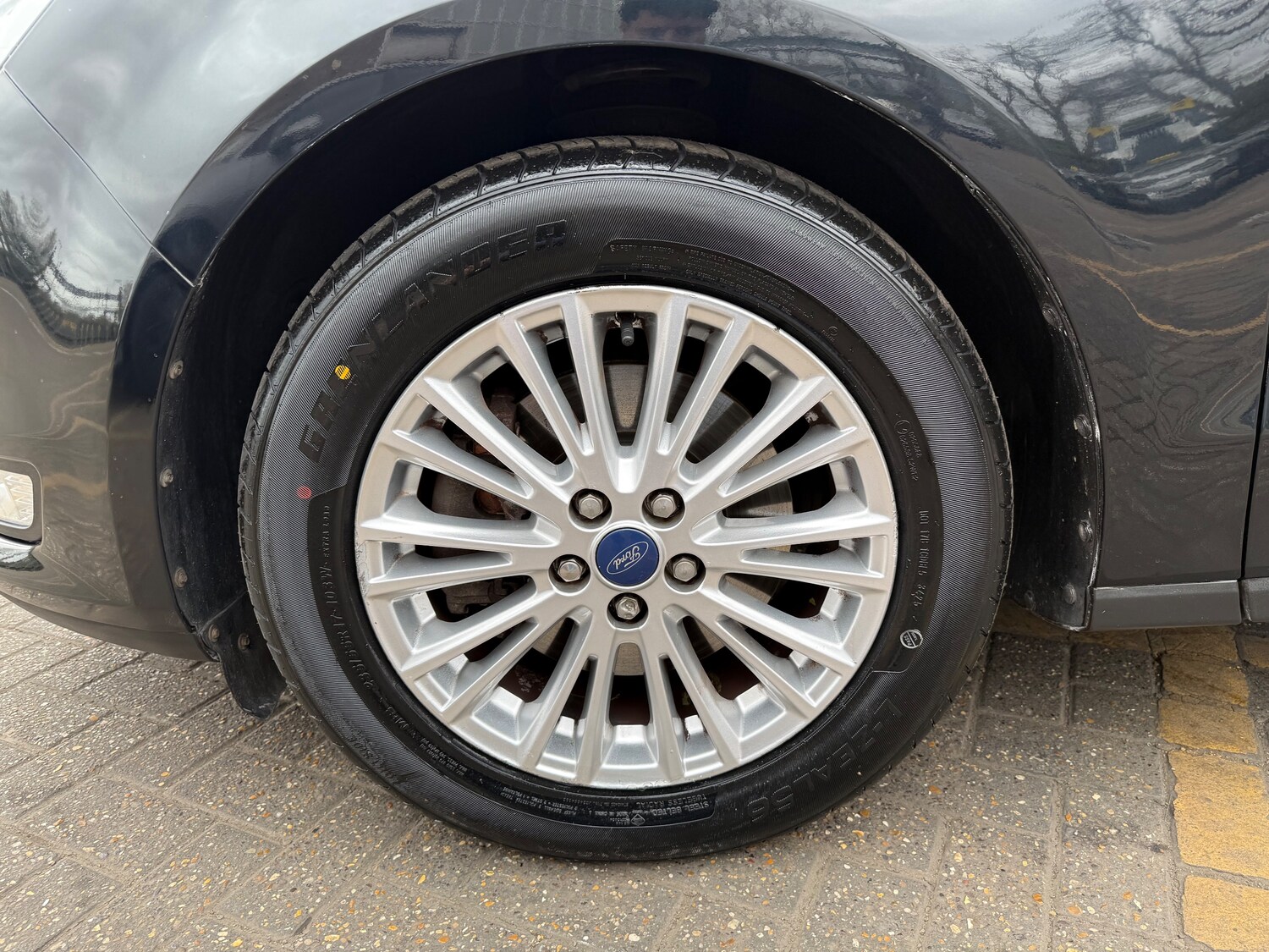 Used Ford Galaxy 2017 for sale - 77635529: Photo 52