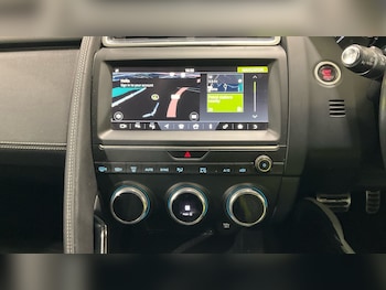 Used Jaguar E-Pace 2018 for sale - 79047544: Photo