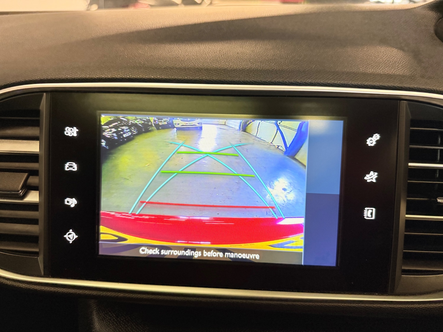 Used Peugeot 308 2017 for sale - 76445597: Photo 10