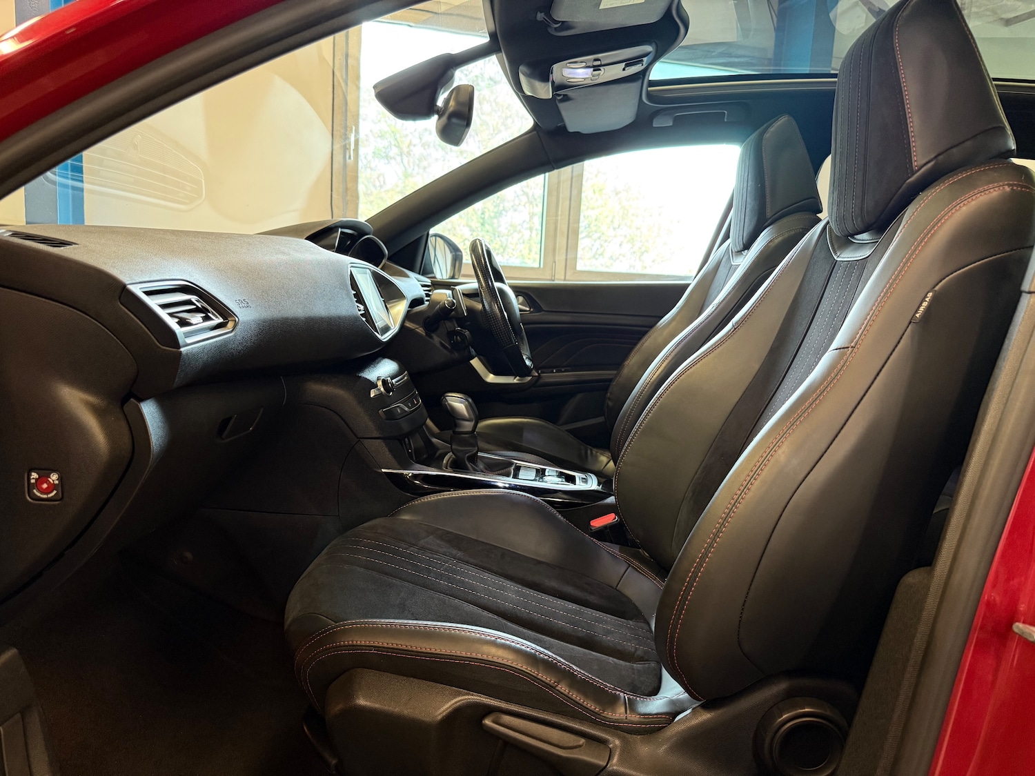 Used Peugeot 308 2017 for sale - 76445597: Photo 15