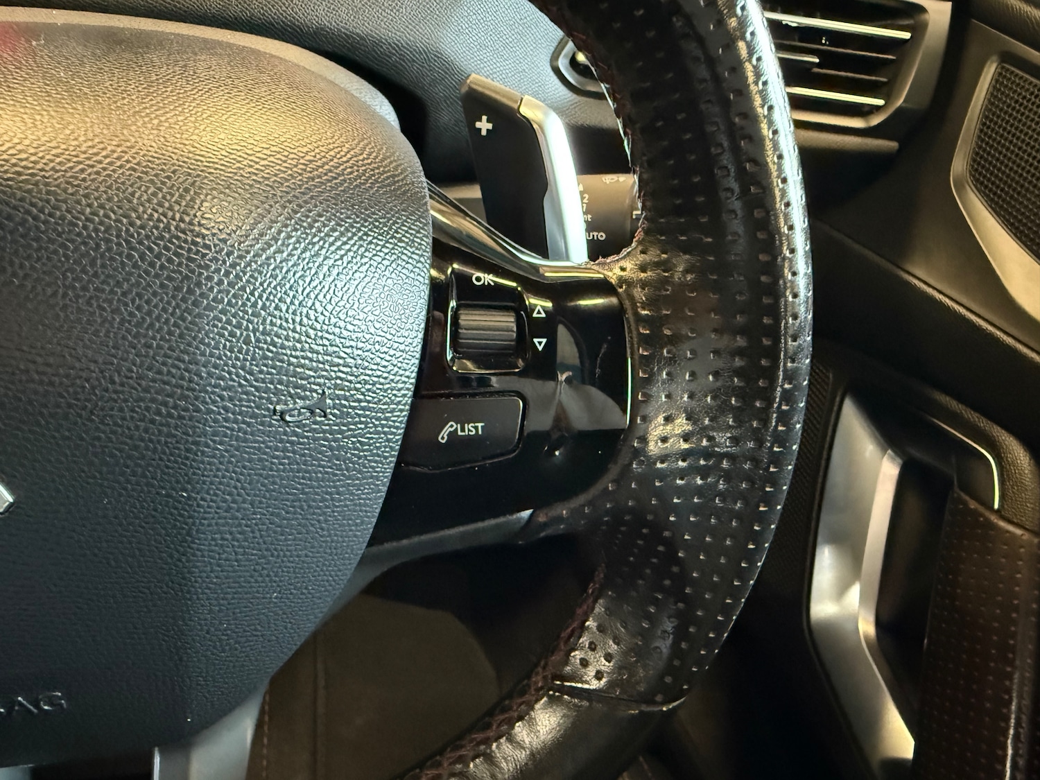 Used Peugeot 308 2017 for sale - 76445597: Photo 63