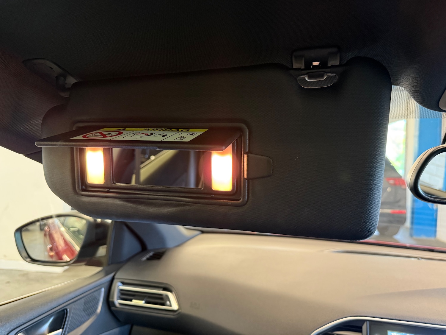 Used Peugeot 308 2017 for sale - 76445597: Photo 67