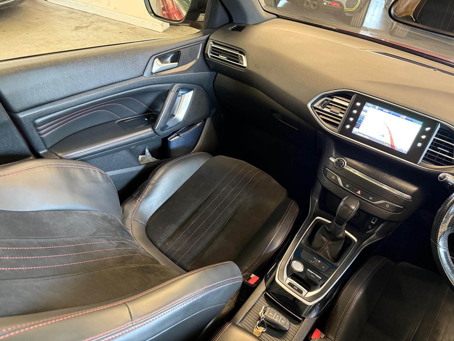 Used Peugeot 308 2017 for sale - 76445597: Photo 9