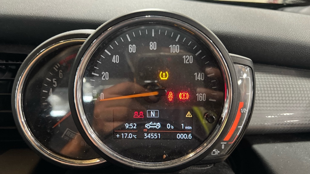 Used MINI Convertible 2018 for sale - 76143638: Photo 8