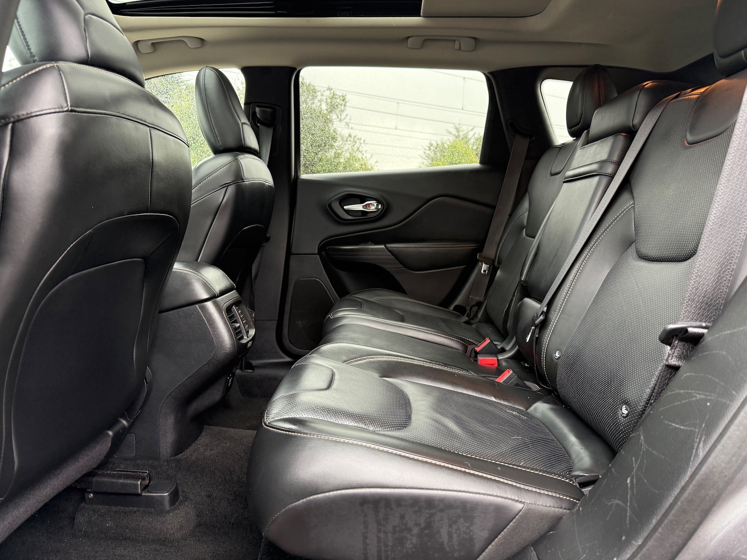 Used Jeep Cherokee 2015 for sale - 75970183: Photo 36