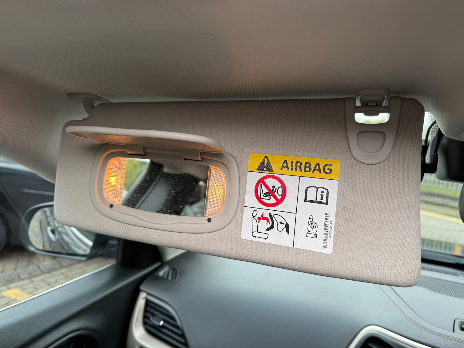 Used Jeep Cherokee 2015 for sale - 75970183: Photo 69