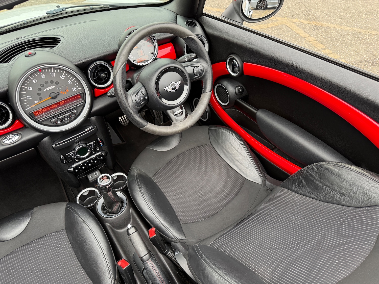 Used MINI Convertible 2014 for sale - 76248822: Photo 10