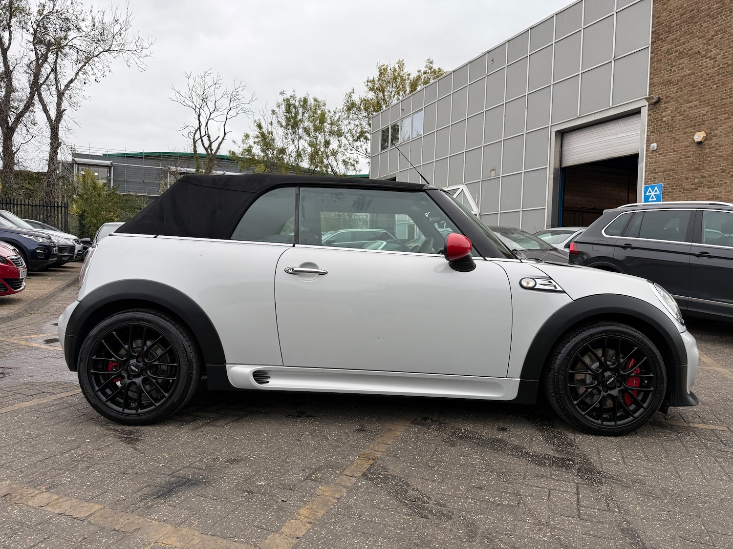 Used MINI Convertible 2014 for sale - 76248822: Photo 23