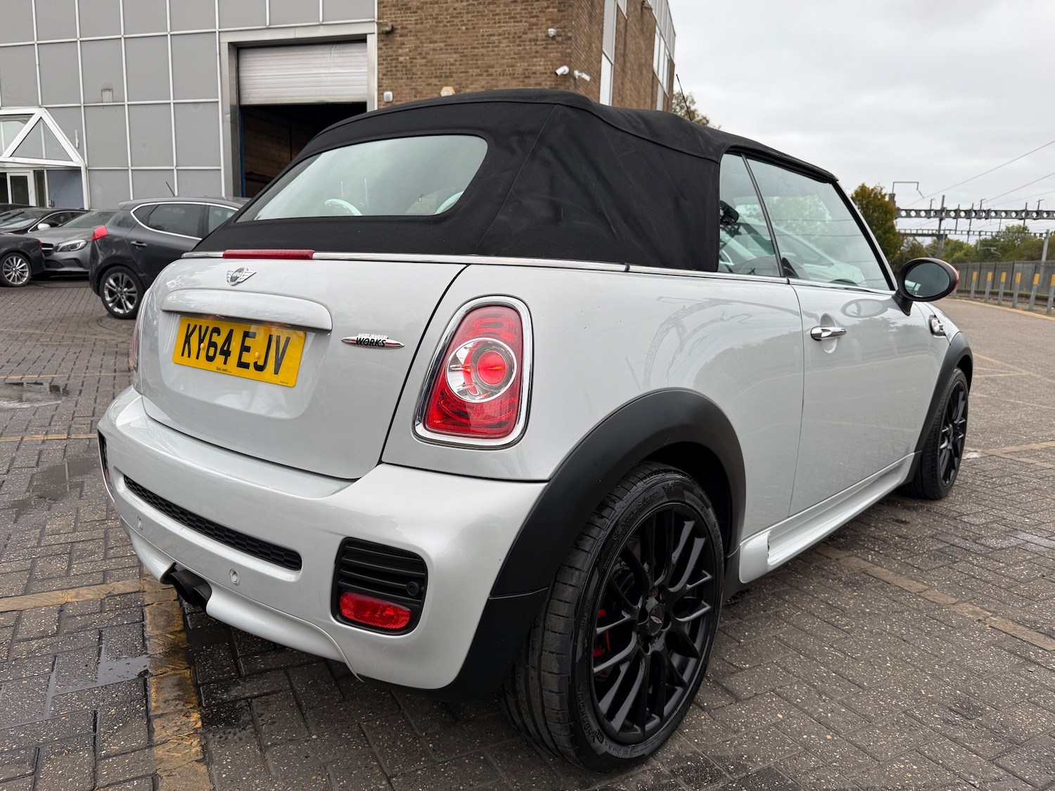 Used MINI Convertible 2014 for sale - 76248822: Photo 26