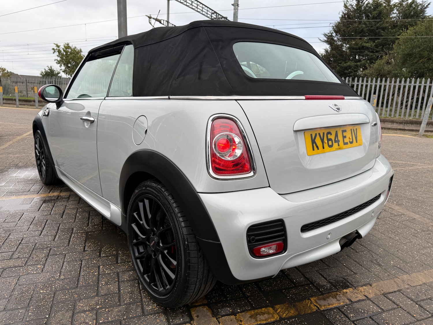 Used MINI Convertible 2014 for sale - 76248822: Photo 27
