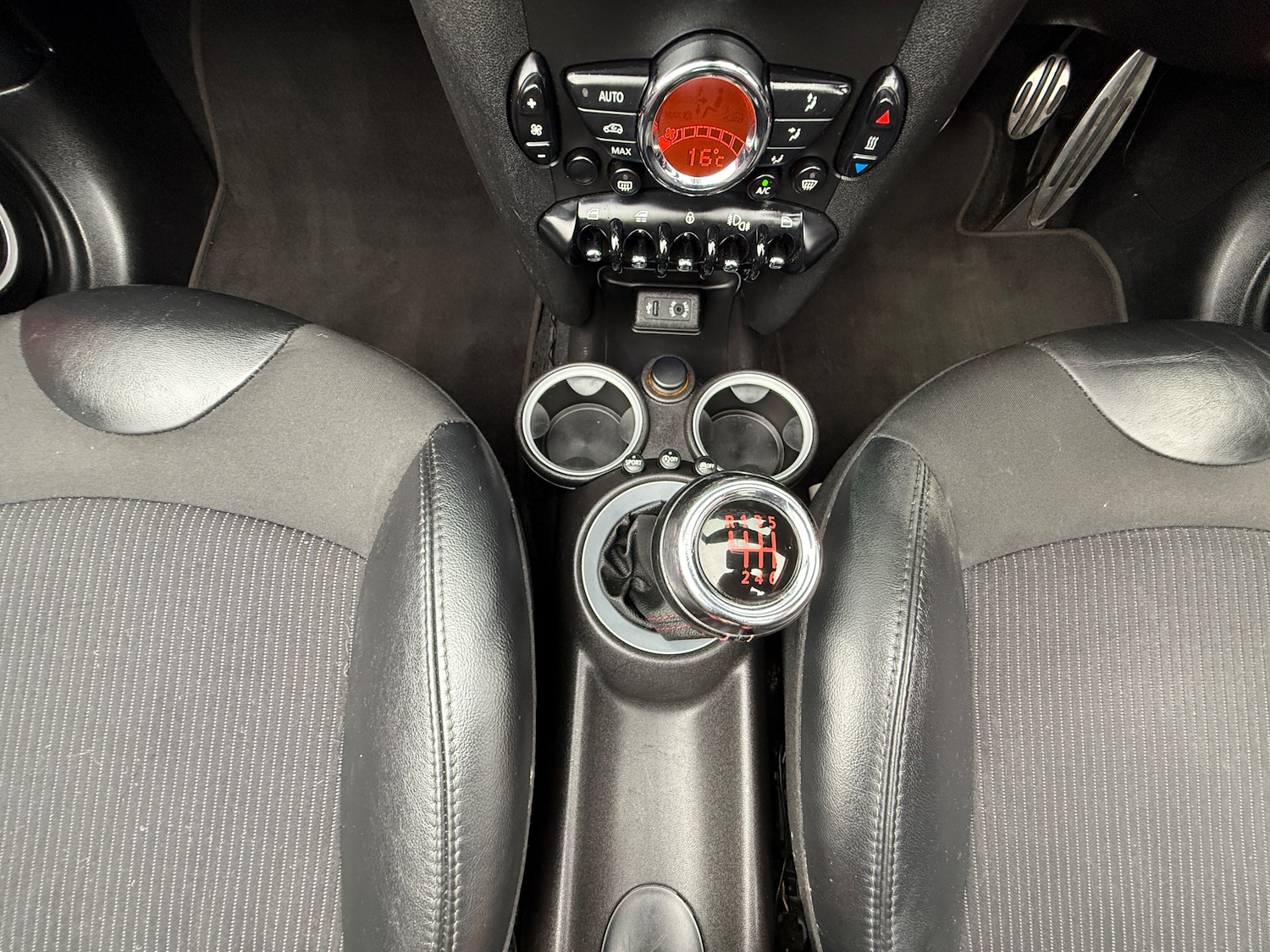 Used MINI Convertible 2014 for sale - 76248822: Photo 60