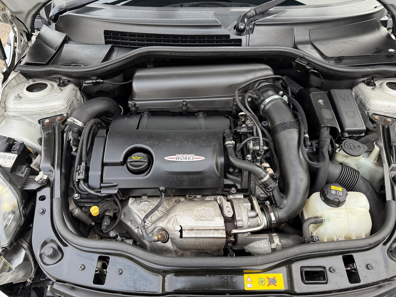 Used MINI Convertible 2014 for sale - 76248822: Photo 9