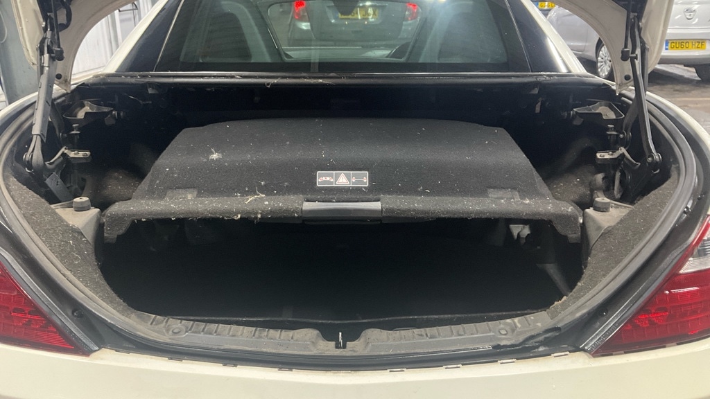 Used Mercedes-Benz SLK 2012 for sale - 76648129: Photo 10