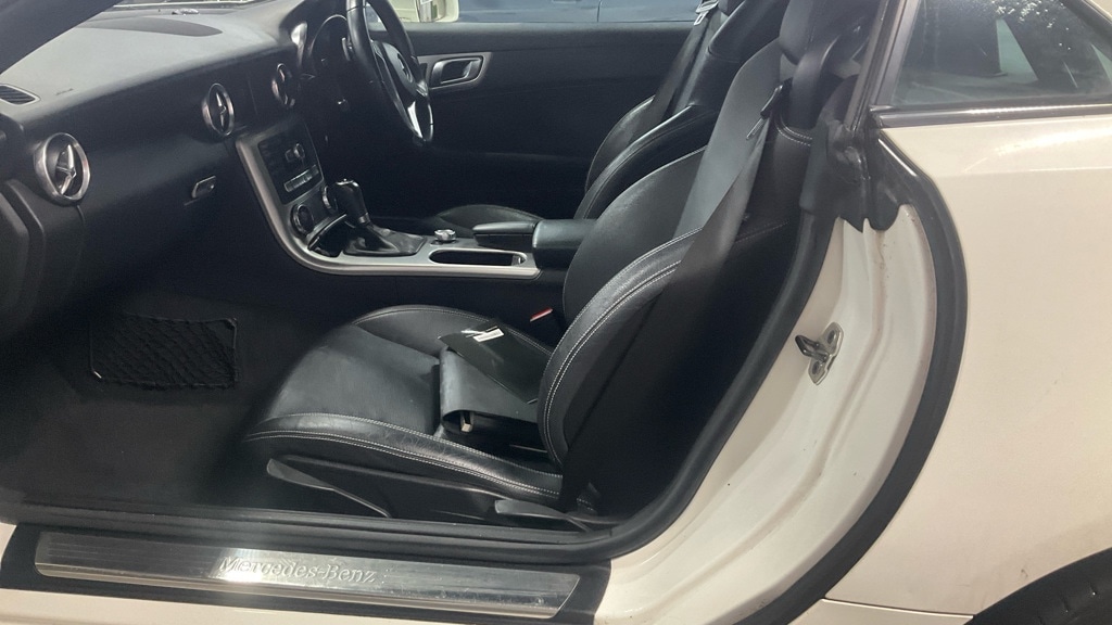 Used Mercedes-Benz SLK 2012 for sale - 76648129: Photo 9