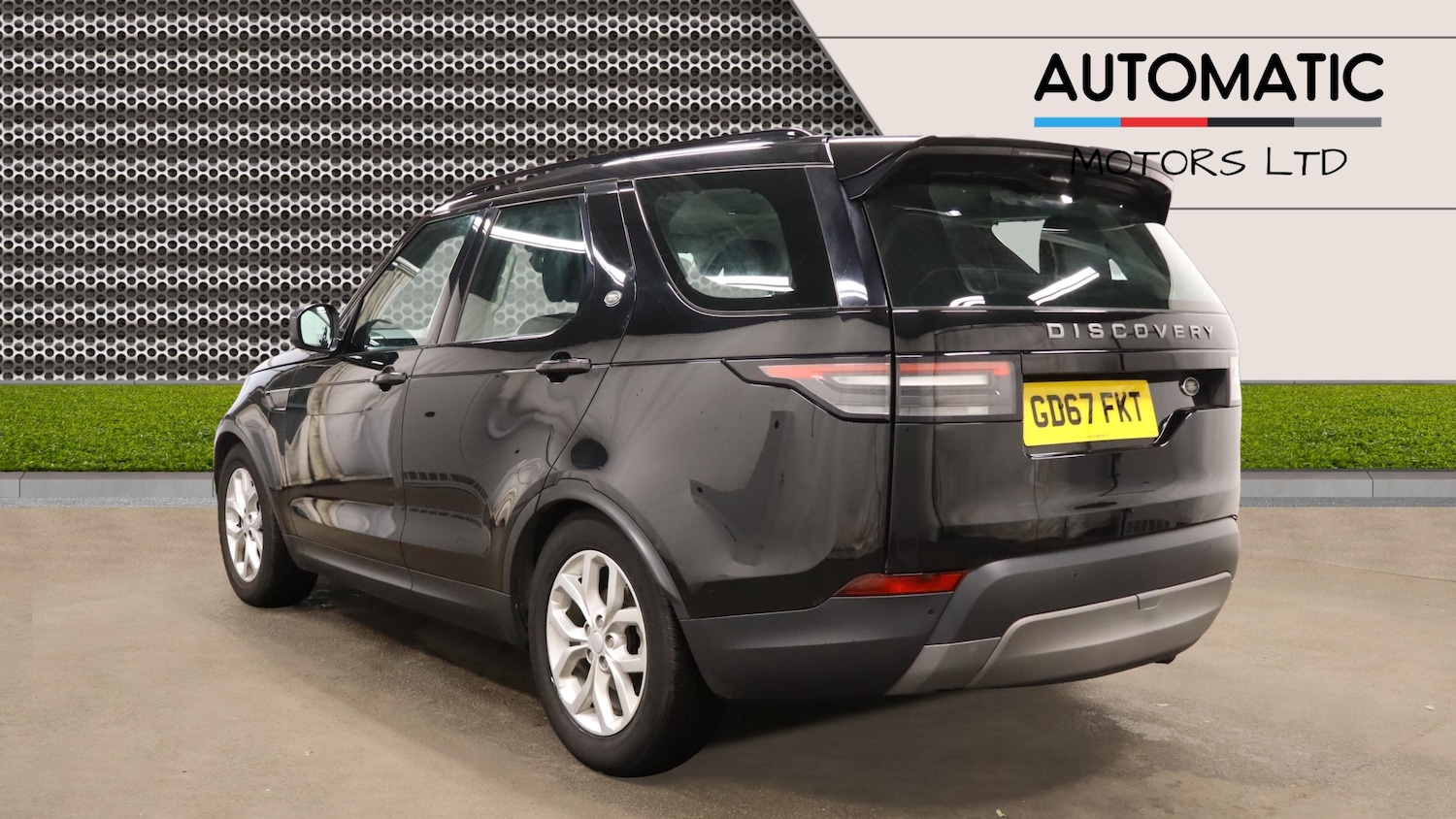 Used Land Rover Discovery 2018 for sale - 77139303: Photo 2