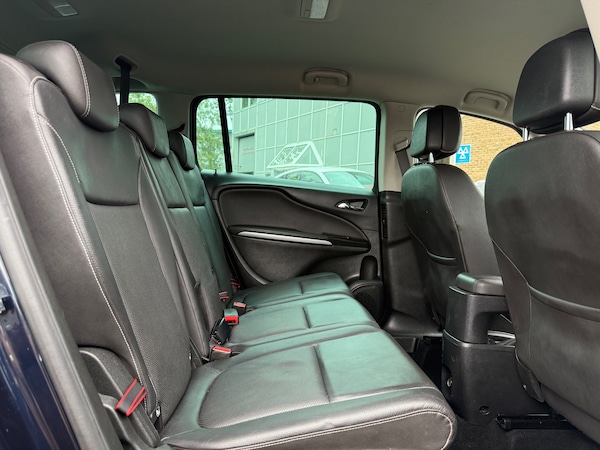 Used Vauxhall Zafira Tourer 2018 for sale - 75337811: Photo 17