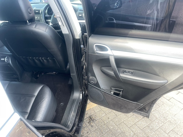 Used Porsche Cayenne 2005 for sale - 76157865: Photo 18