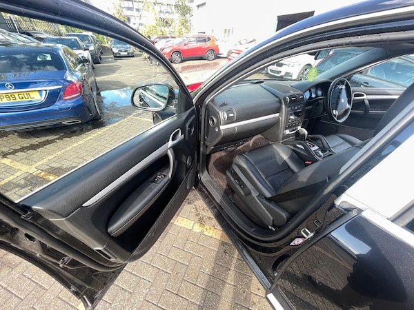 Used Porsche Cayenne 2005 for sale - 76157865: Photo 21