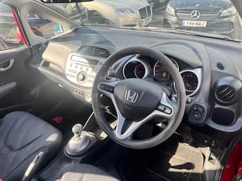 Used Honda Jazz 2010 for sale - 79689365: Photo