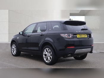 Used Land Rover Discovery Sport 2015 for sale - 79482770: Photo