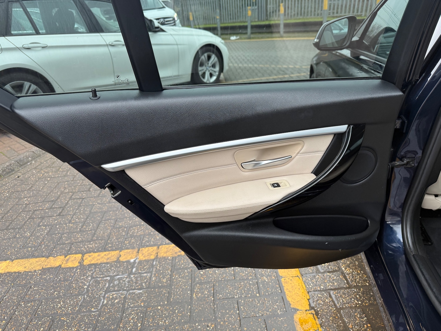 Used BMW 3 Series 2016 for sale - 76937651: Photo 35