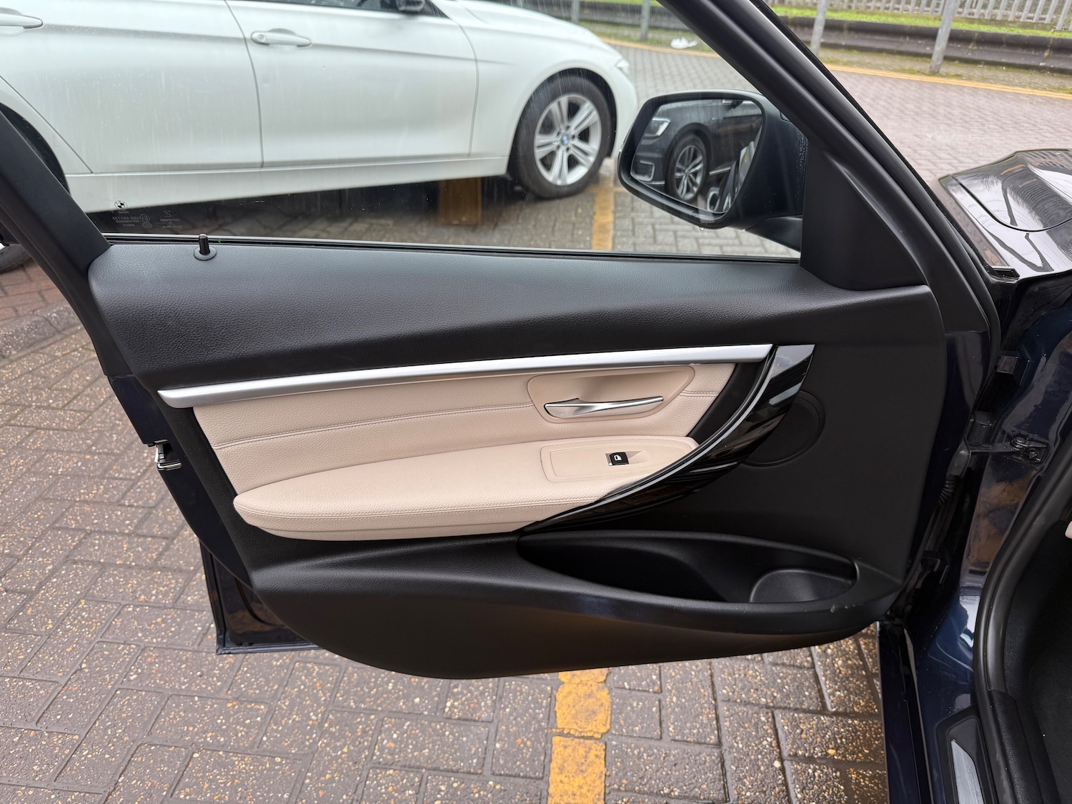 Used BMW 3 Series 2016 for sale - 76937651: Photo 61