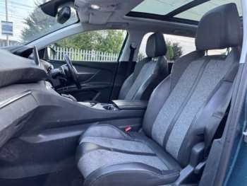 Used Peugeot 5008 2017 for sale - 74883224: Photo